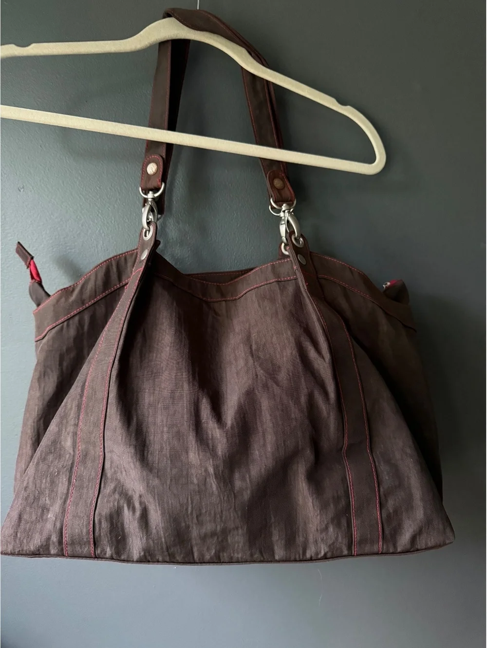 Baggallini Brown Tote Bag with Red Stitching and Front Pocket